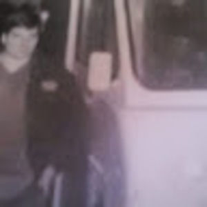 Meet your Posher, Dennis